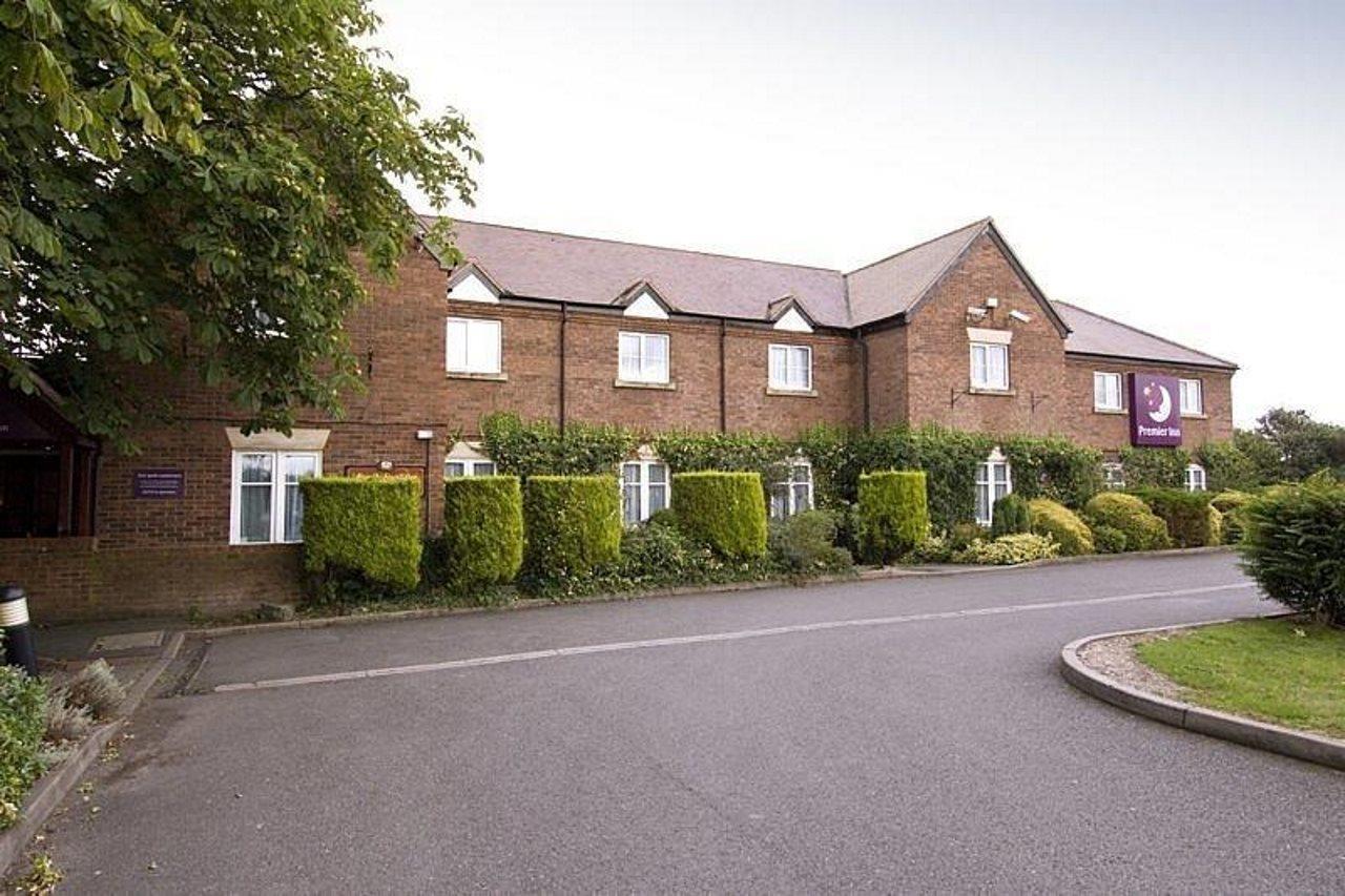 Premier Inn Lichfield North East Exterior foto